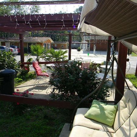 Little Shamrock Motel Мурфрісборо Екстер'єр фото